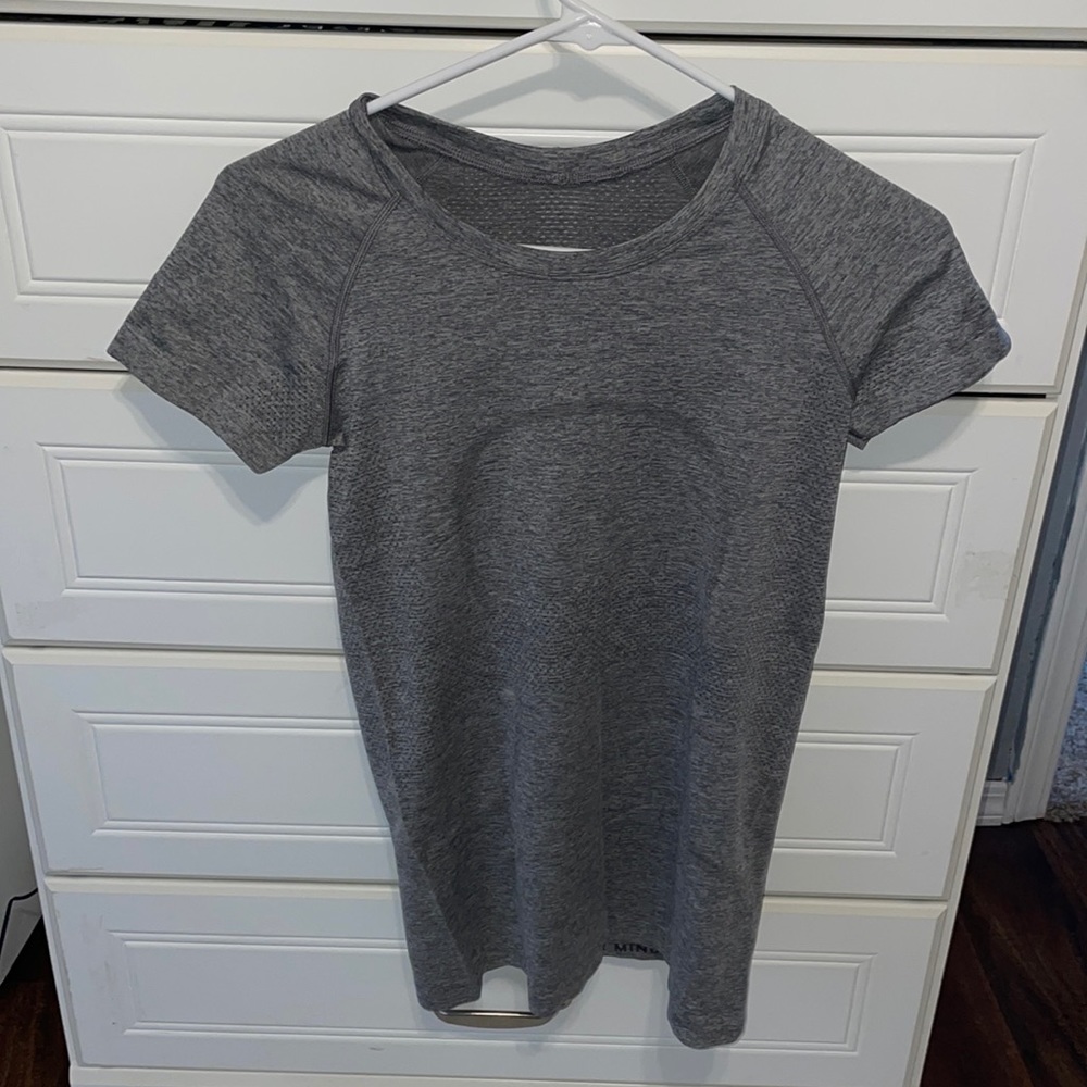 Lululemon Shirt Size 6